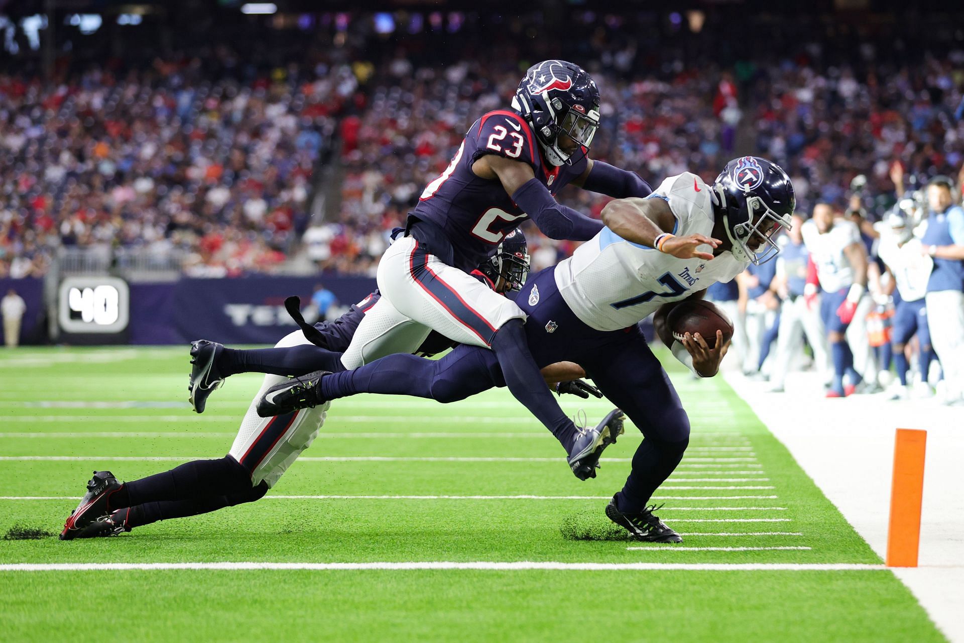 Tennessee Titans v Houston Texans