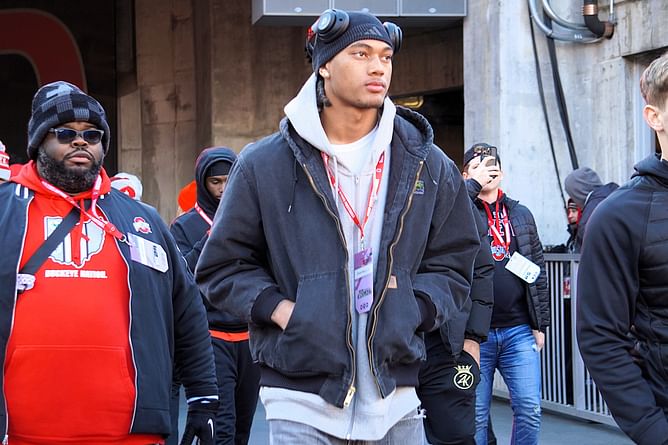 "Keep watching over me": Late NFL WR Chris Henry's son Chris Henry Jr. shares a heartfelt message for his father