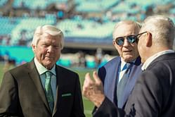 Super Bowl champion Michael Strahan honors Jimmy Johnson’s legendary career with heartfelt tribute