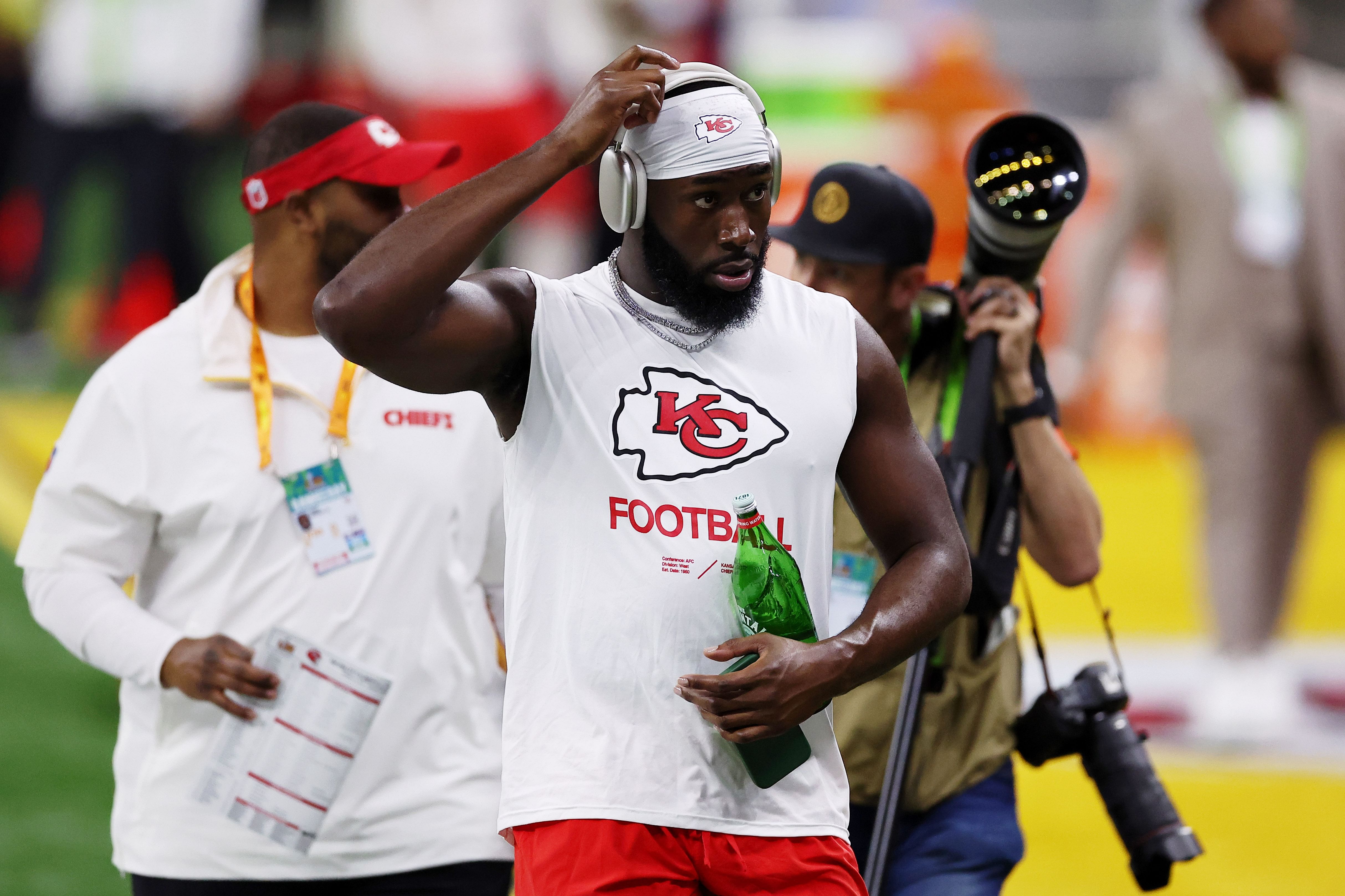Feb 9, 2025; New Orleans, LA, USA; Kansas City Chiefs defensive end Charles Omenihu (90) warms up before Super Bowl LIX between the Philadelphia Eagles and the Kansas City Chiefs at Caesars Superdome. Mandatory Credit: Bill Streicher-Imagn Images - Source: Imagn