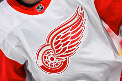 NHL insider speculates Detroit Red Wings' approach to goaltending trade market with non-star goalies Cam Talbot & Petr Mrazek